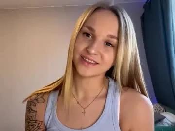 lezlielowe from Chaturbate