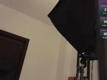 lilcatalia from Chaturbate