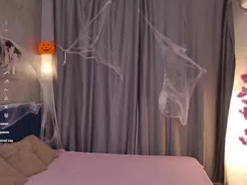 little_sunshinee from Chaturbate