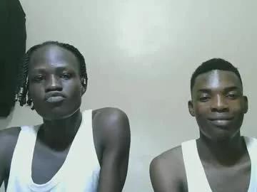 luoislove from Chaturbate