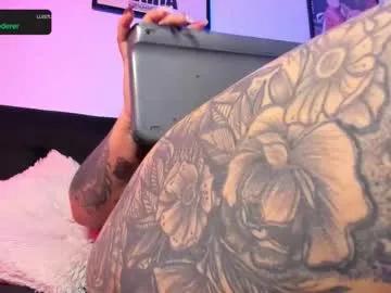 Naked Martinarouseee wants you to fuck her body now martinarouseee from Chaturbate