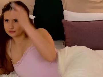 Admire 23 years old milaleoneli from Chaturbate milaleoneli from Chaturbate