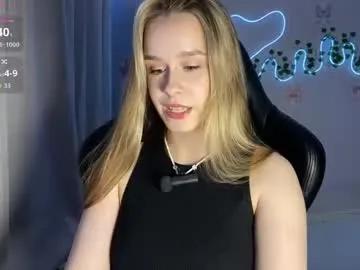 mood_butterfly from Chaturbate