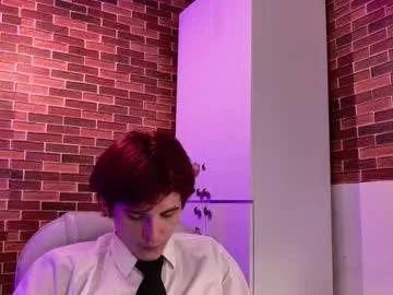 Hot Oliver_big19 wants you to fuck his body now oliver_big19 from Chaturbate