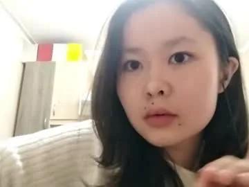 petronilayoshimori from Chaturbate