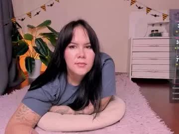 reyniri from Chaturbate