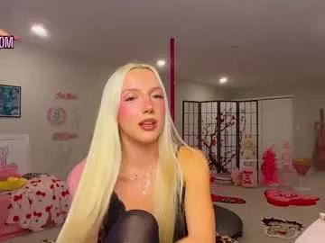 Explore 21 years old riababe from Chaturbate riababe from Chaturbate