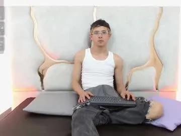 Admire 19 years old rooy_tay from Chaturbate rooy_tay from Chaturbate