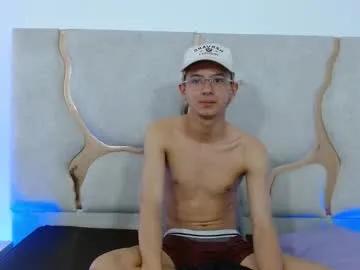 rooy_tay from Chaturbate