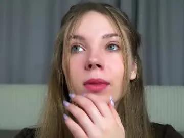 roxannastoo from Chaturbate