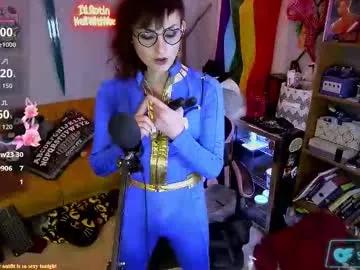 sadiasinns from Chaturbate