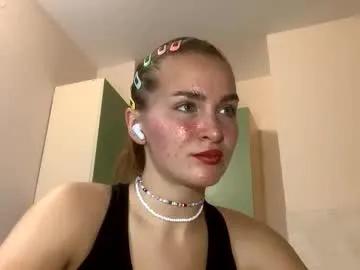 saundrayeeloy from Chaturbate