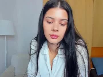 Admire Softlyy_bold, she wants to masturbate for you softlyy_bold from Chaturbate