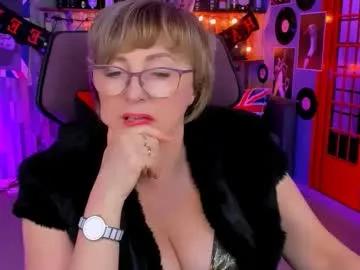 Naked Sugarvi wants you to fuck her body now sugarvi from Chaturbate