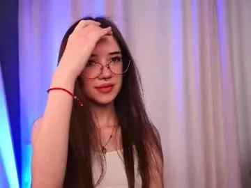 tinyanie from Chaturbate