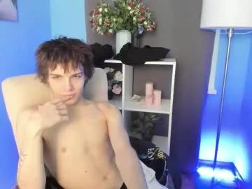 whiterabbit342 from Chaturbate