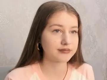 yvonnedennington from Chaturbate