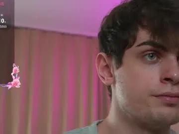 Sweet Zest_kiss wants you to fuck his body now zest_kiss from Chaturbate