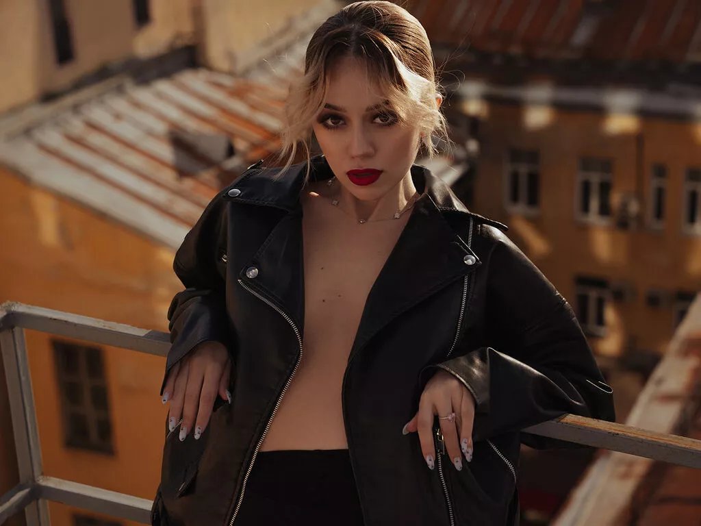 EstellaRichmond from LiveJasmin