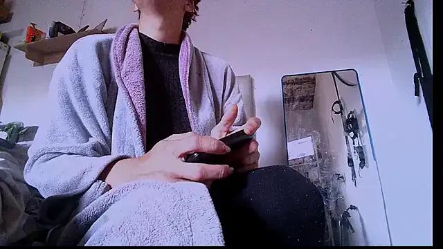 Dirty Alicetgirlbr wants you to fuck zir body now alicetgirlbr from StripChat