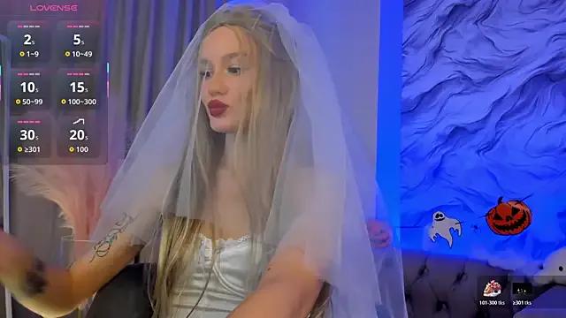 Aria_Mila from StripChat