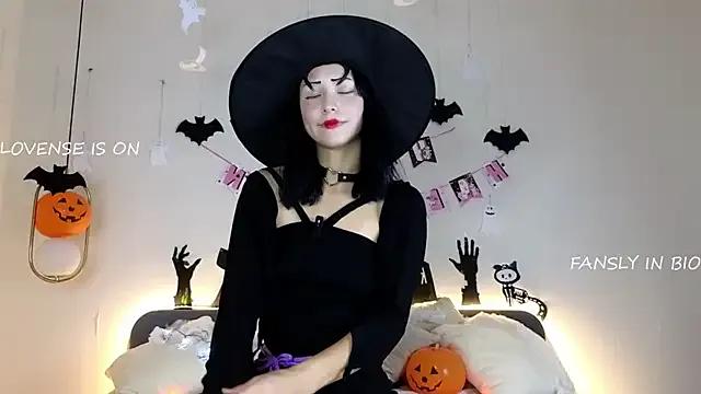 Sweet BritniBers wants you to fuck her body now BritniBers from StripChat