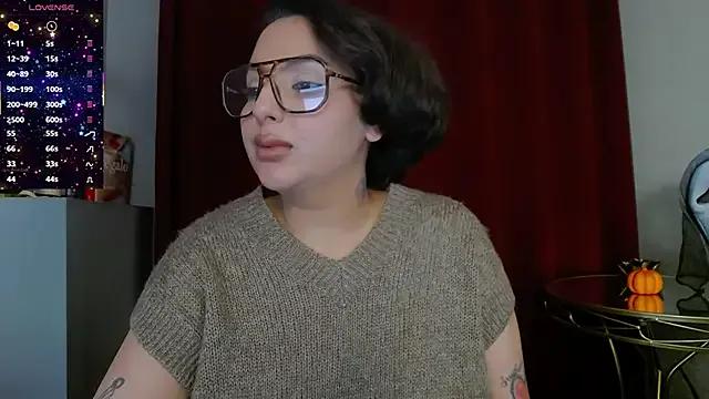 Cute BustyAllyy wants you to fuck their body now BustyAllyy from StripChat