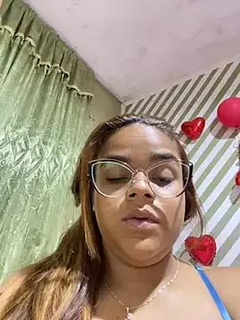 Checkout Evabigass, she wants to masturbate for you Evabigass from StripChat