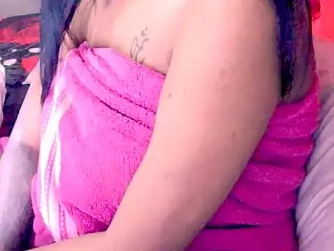 Indianpretty4u from StripChat