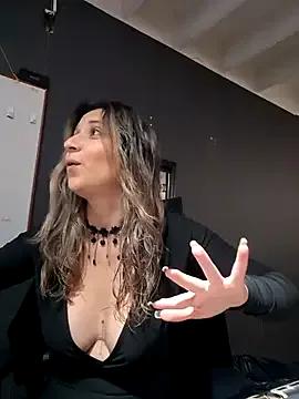 Hot Isabella_Varella wants you to fuck their body now Isabella_Varella from StripChat