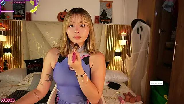 Cute Julieta_priv wants you to fuck her body now Julieta_priv from StripChat