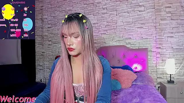 kitty_queen10 from StripChat