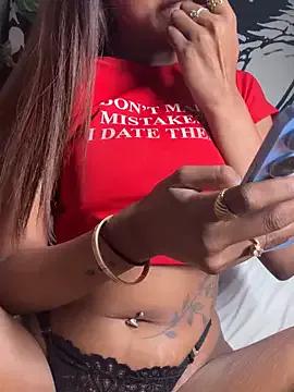 lilliiilliiillil from StripChat