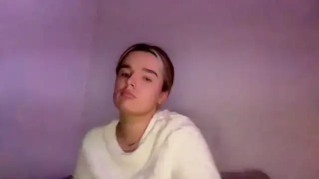 Cute Maisiesmithx wants you to fuck her body now maisiesmithx from StripChat