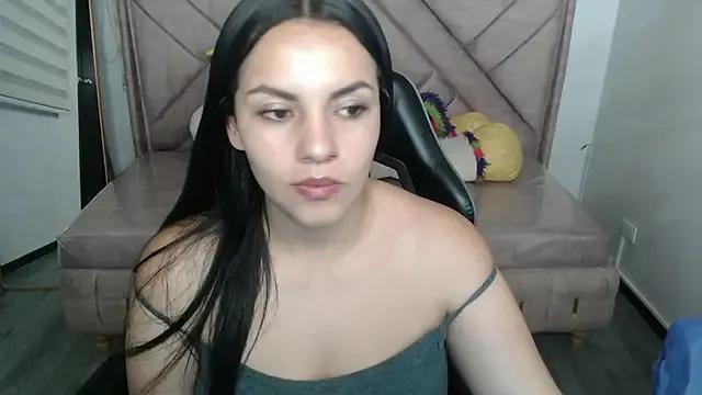 Join StripChat's Mialover_v Mialover_v from StripChat