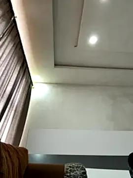 Join Nia_long21, she wants to masturbate for you nia_long21 from StripChat