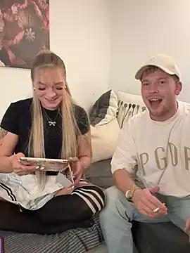 Amazing NickyGold_Official wants you to fuck their body now NickyGold_Official from StripChat