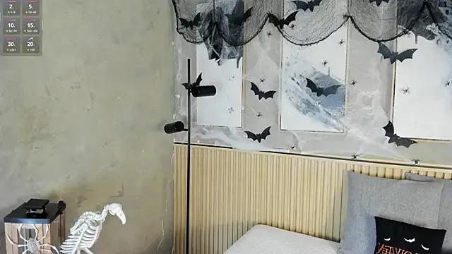 Watch StripChat's Nina_soul nina_soul from StripChat