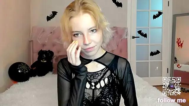 Pink_Lila18 from StripChat