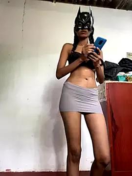 Shanudri77 from StripChat