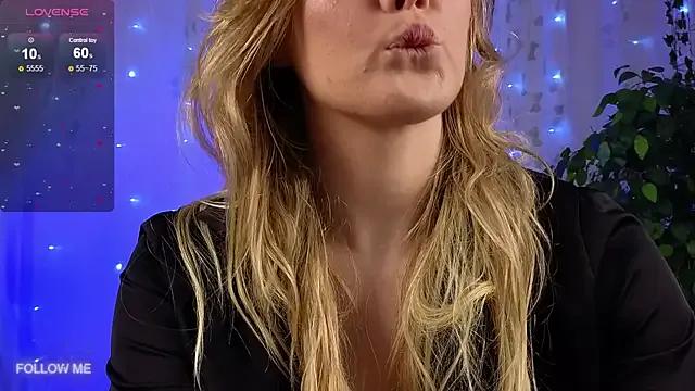 Slay_Blonde from StripChat
