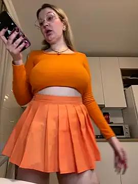 Naked Teya_moon_ wants you to fuck their body now Teya_moon_ from StripChat