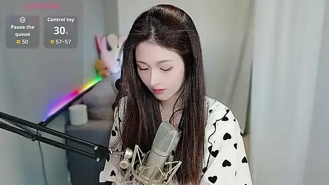 Checkout Tw_Sexynn, she wants to masturbate for you Tw_Sexynn from StripChat