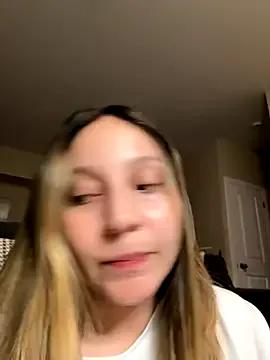 Admire Yourlilsecreet, she wants to masturbate for you yourlilsecreet from StripChat